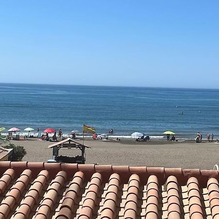 Primera Linea Playa Rincón de la Victoria Buitenkant foto